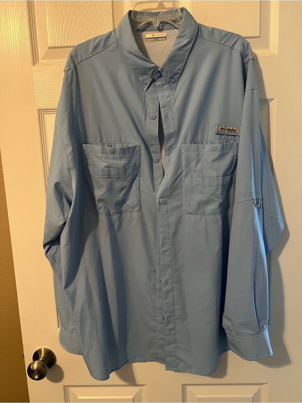 Columbia Sky Blue Long-Sleeve Performance Fishing Shirt